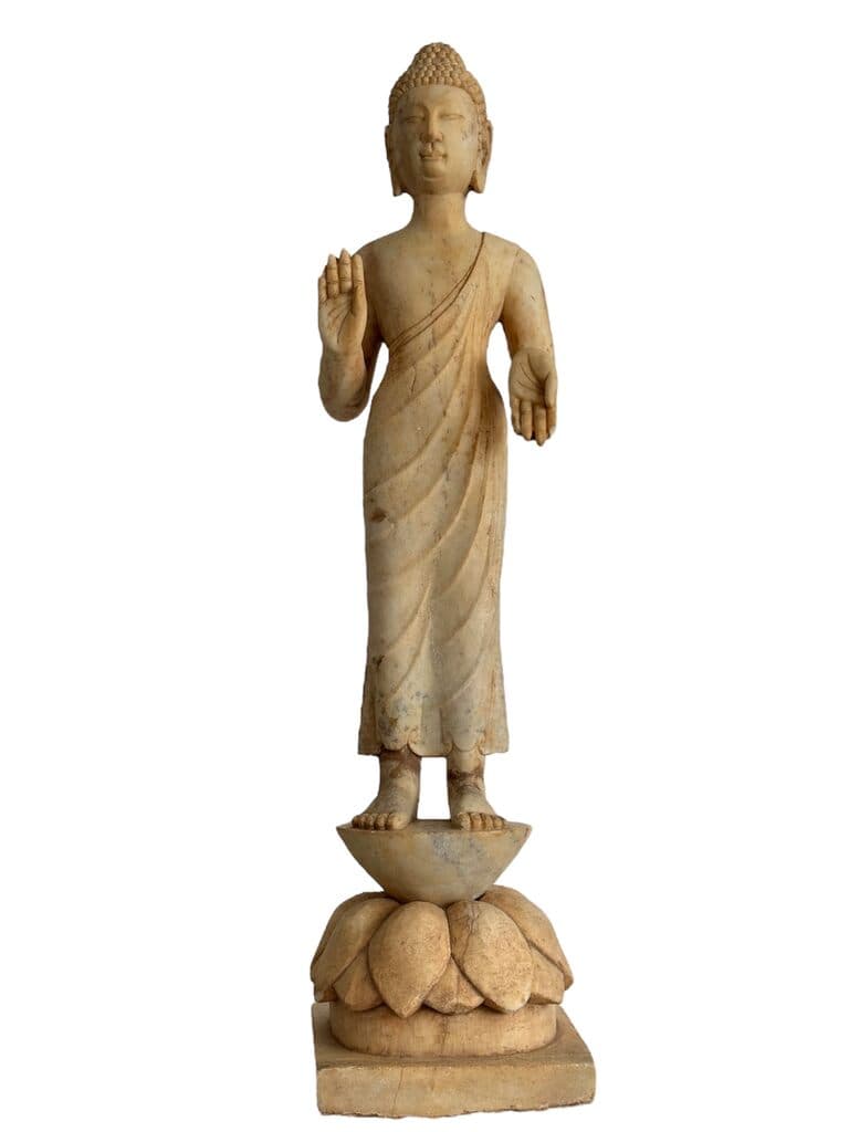 Granite Buddha on Lotus Flower Stand de Unknown Artist - Granite, 19th Century
