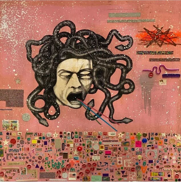 Medusa Coca Cola de The Date Farmers